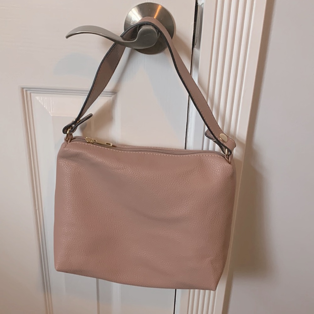 Interchangeable multi-use bag. - Picture 9 of 11